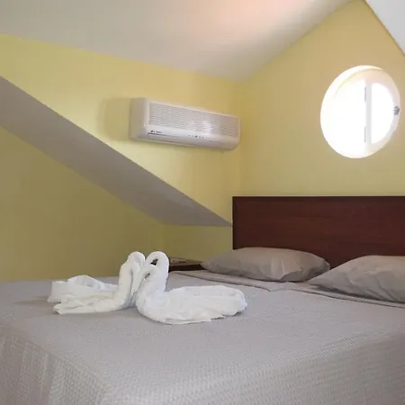Town House Orion 4d *